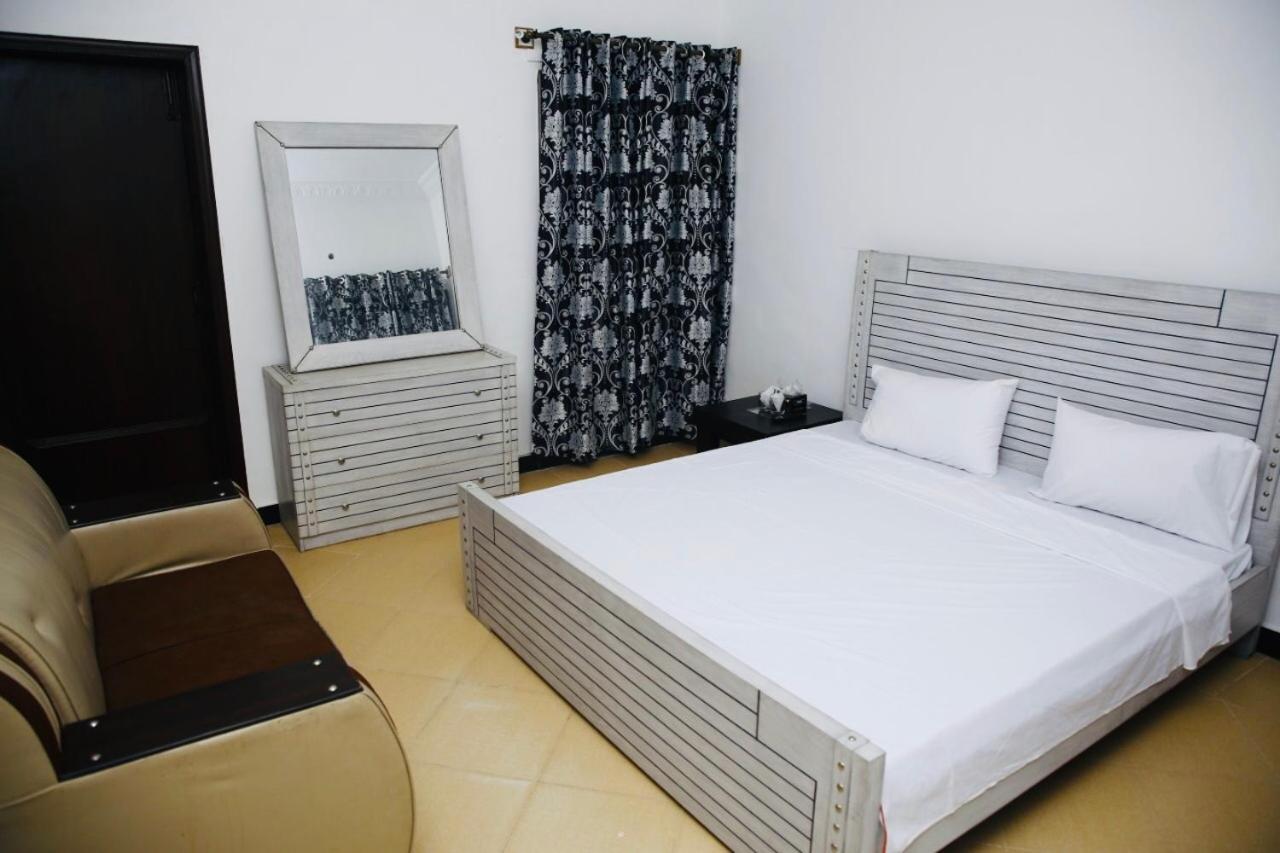 Lux Lounge Guest House İslamabad Dış mekan fotoğraf