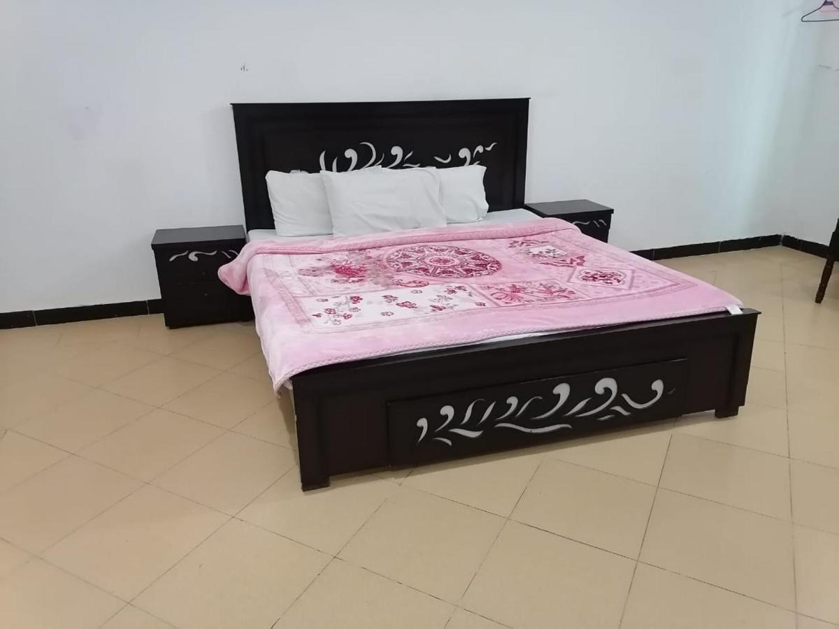 Lux Lounge Guest House İslamabad Dış mekan fotoğraf