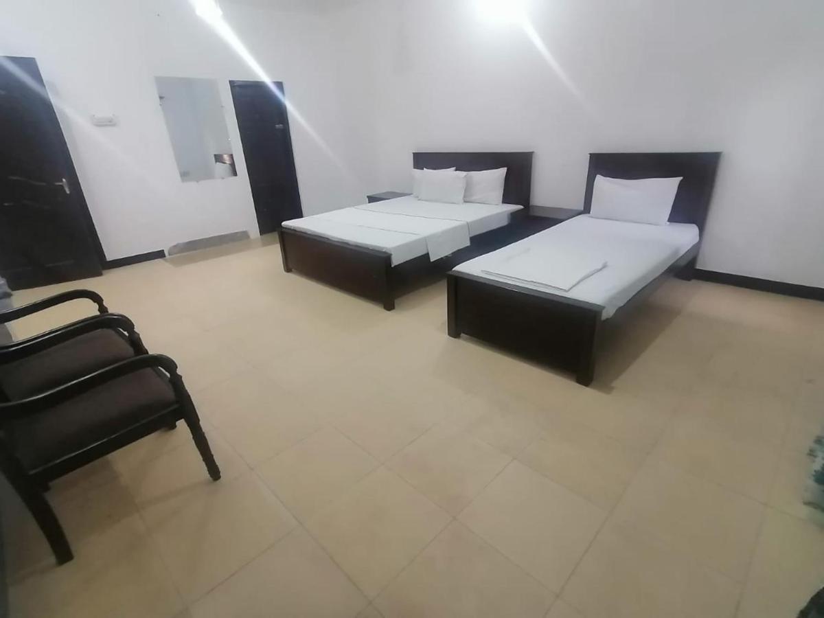 Lux Lounge Guest House İslamabad Dış mekan fotoğraf