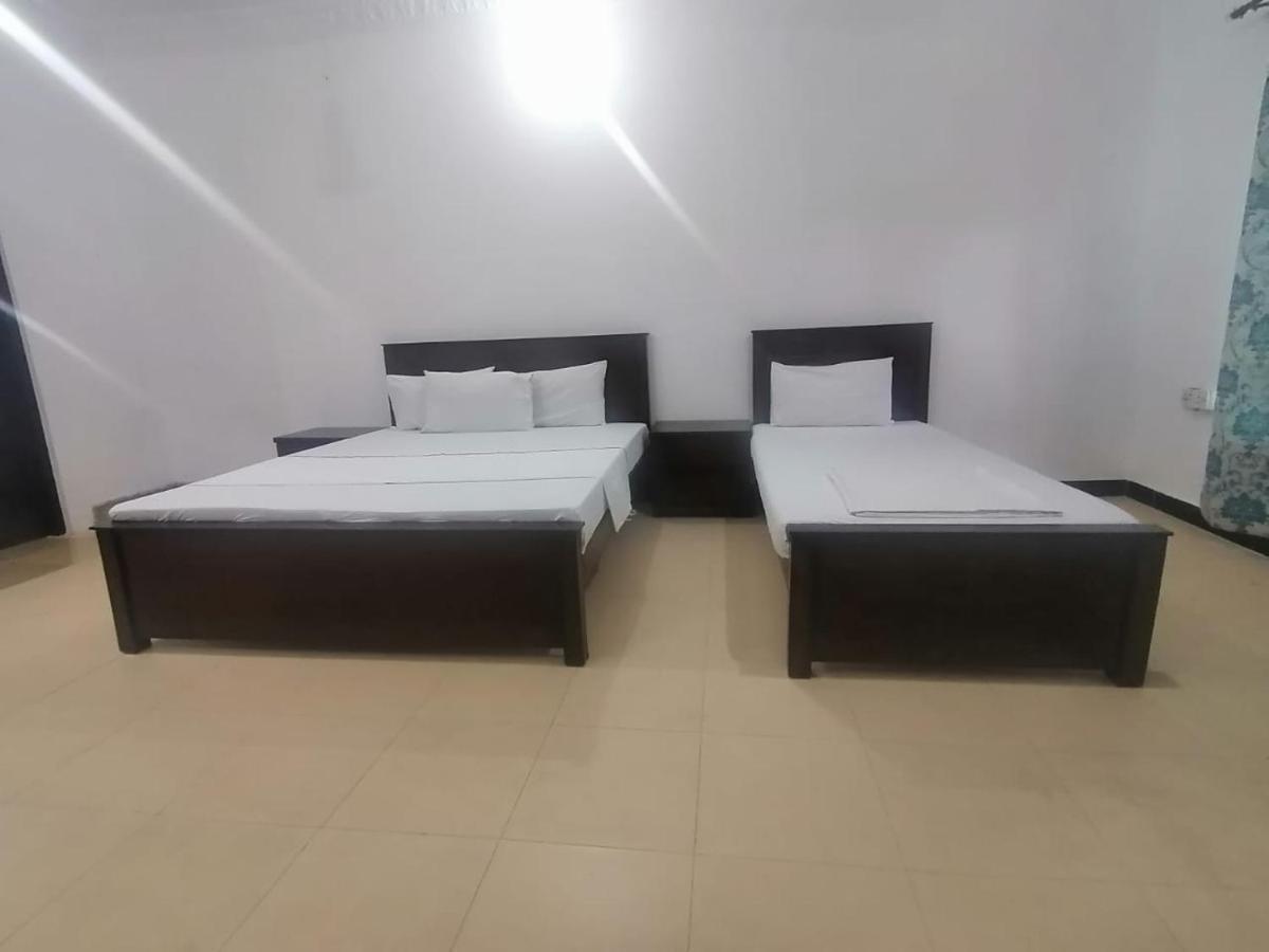 Lux Lounge Guest House İslamabad Dış mekan fotoğraf