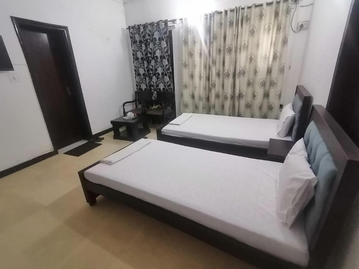 Lux Lounge Guest House İslamabad Dış mekan fotoğraf