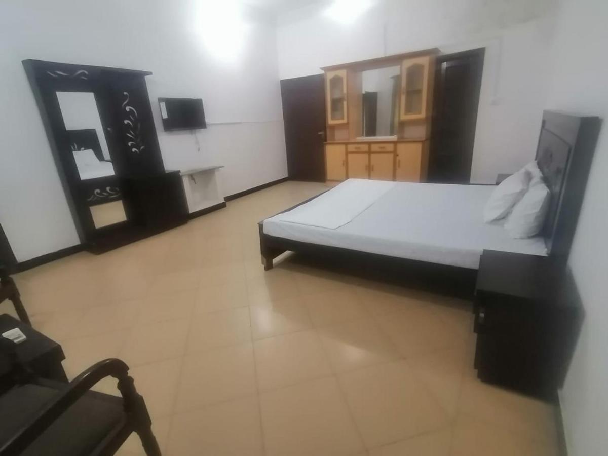 Lux Lounge Guest House İslamabad Dış mekan fotoğraf