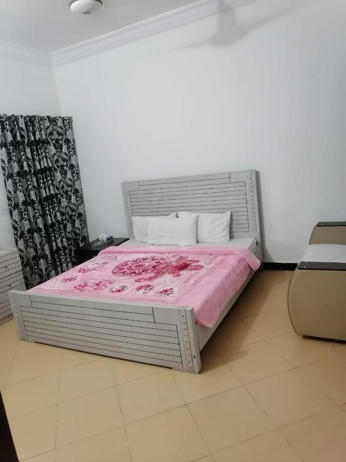Lux Lounge Guest House İslamabad Dış mekan fotoğraf