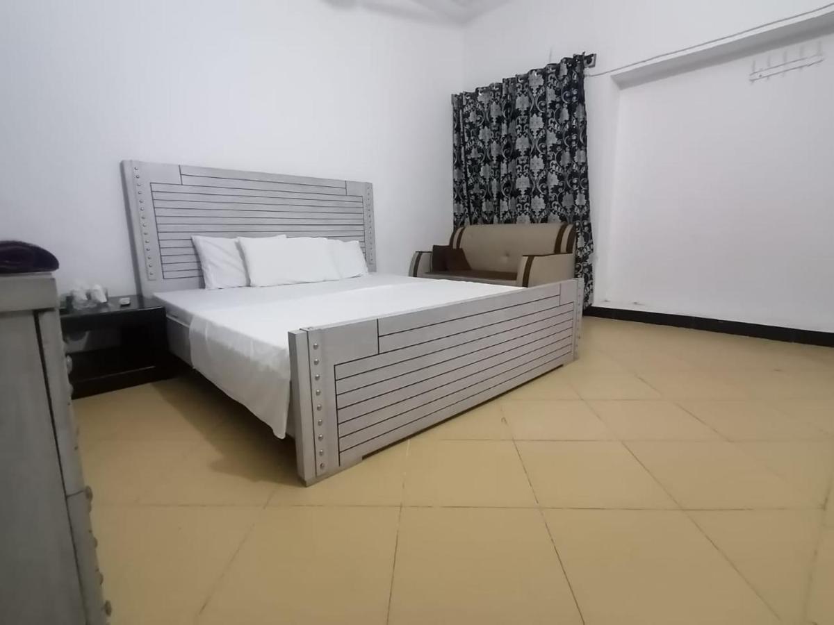 Lux Lounge Guest House İslamabad Dış mekan fotoğraf